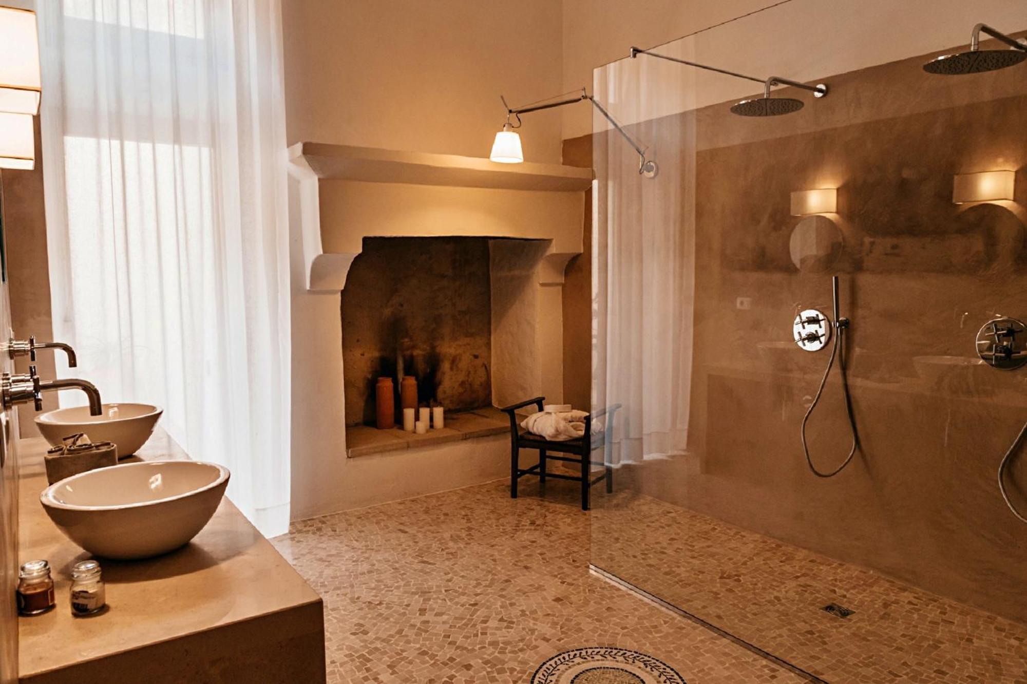 Palazzo Pati Hotel Tiggiano Ngoại thất bức ảnh